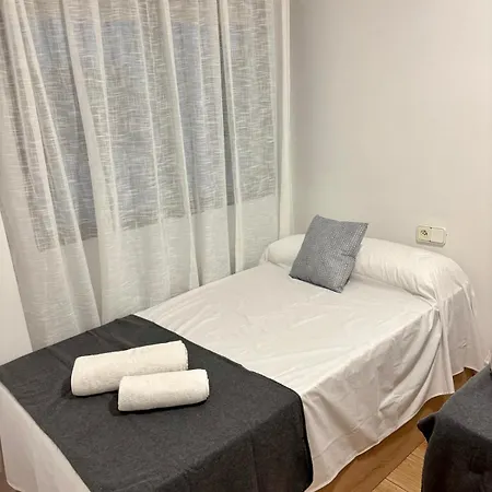 Escapada Perfecta En Centro De Y 1a Linea De Playa Apartamento *