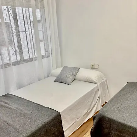 Escapada Perfecta En Centro De Y 1a Linea De Playa Apartamento